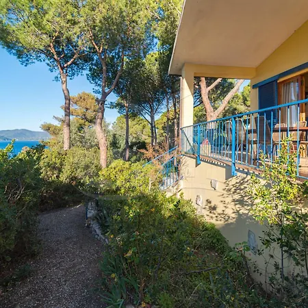 Madonna Delle Grazie Con Accesso Privato Al Mare - Goelba Villa