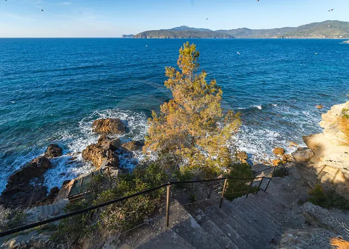 Madonna Delle Grazie Con Accesso Privato Al Mare - Goelba Villa