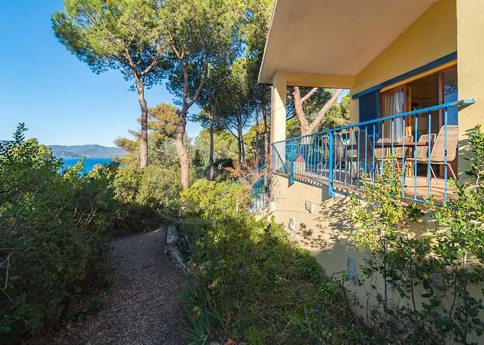 Madonna Delle Grazie Con Accesso Privato Al Mare - Goelba Villa