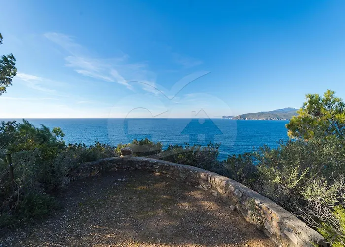 Madonna Delle Grazie Con Accesso Privato Al Mare - Goelba Villa *