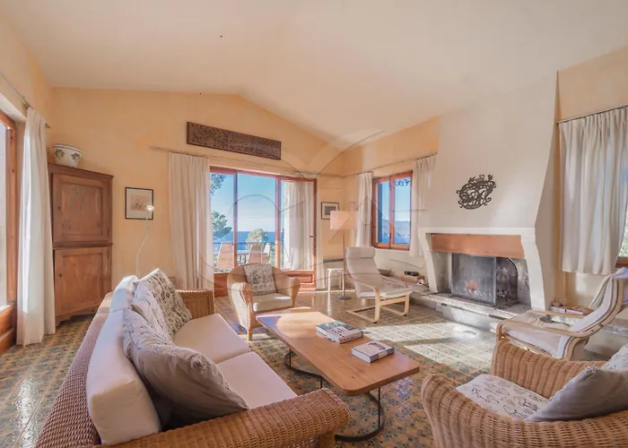 Madonna Delle Grazie Con Accesso Privato Al Mare - Goelba