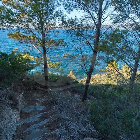 빌라 Madonna Delle Grazie Con Accesso Privato Al Mare - Goelba 카폴리베리